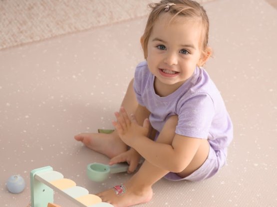 Scandi Flake - mandľová // Baby Mat