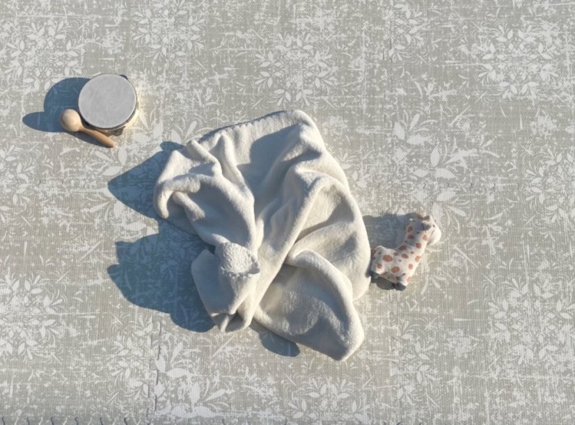 Flower Fusion - strieborná // Baby Mat