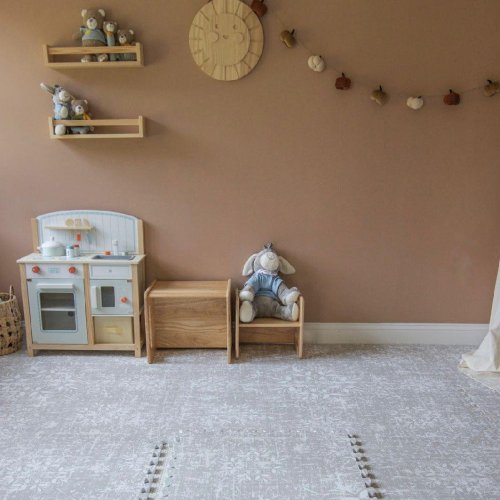 Musí mať dieťa hory hračiek? Minimalizmus vs. konzumný štýl v rodičovstve