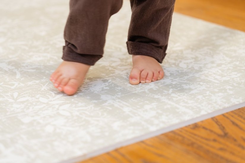 Flower Fusion - strieborná // Baby Mat